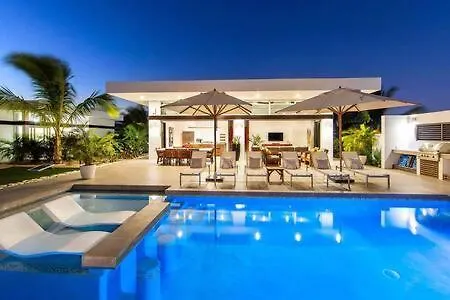 Top Rated Private Villa With Pool, Beach Access, Resort Amenities - White Villas V10 Long Bay