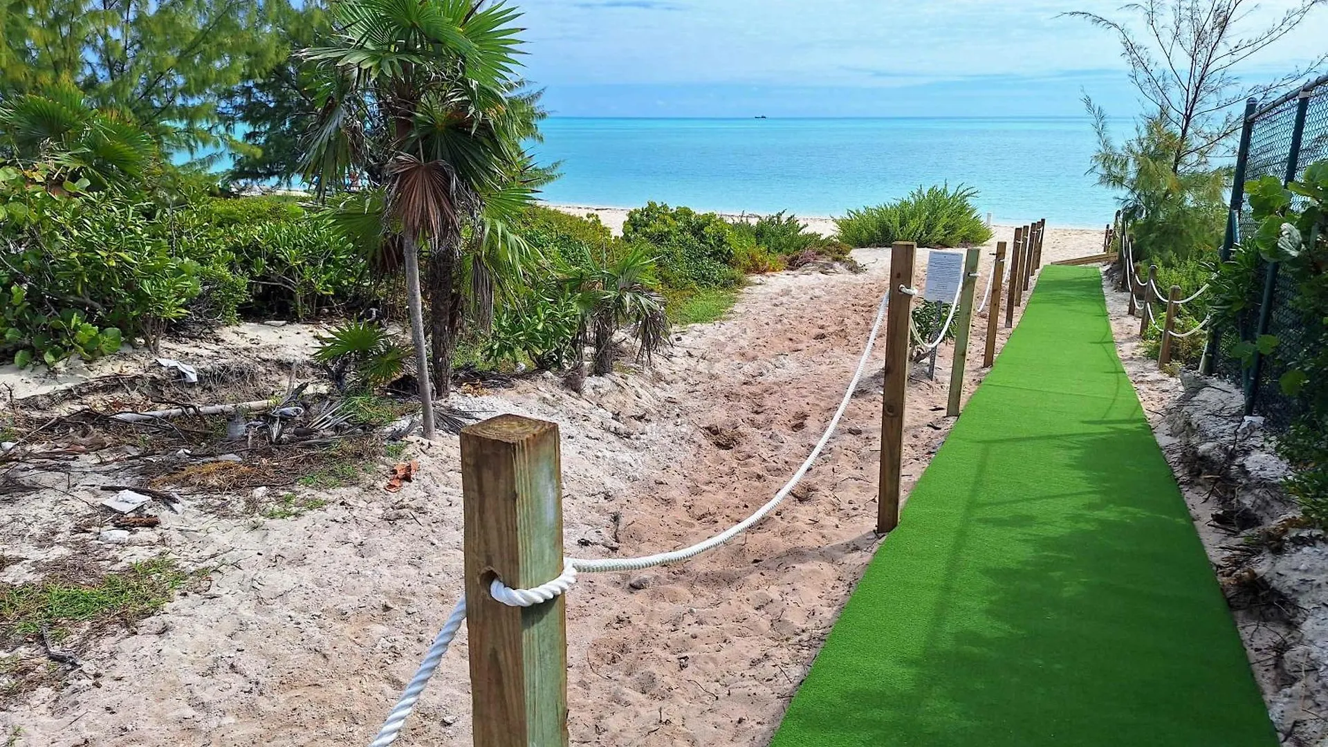 Top Rated Private Villa With Pool, Beach Access, Resort Amenities - White Villas V10 location